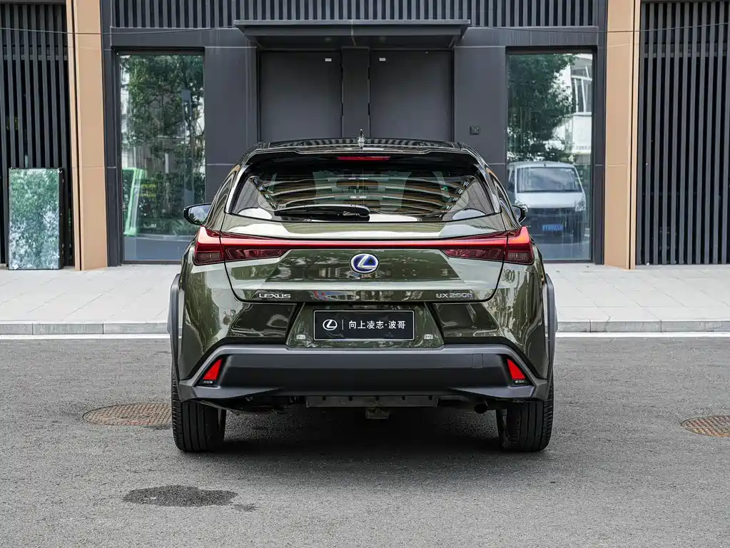 Lexus UX — миниатюра 5