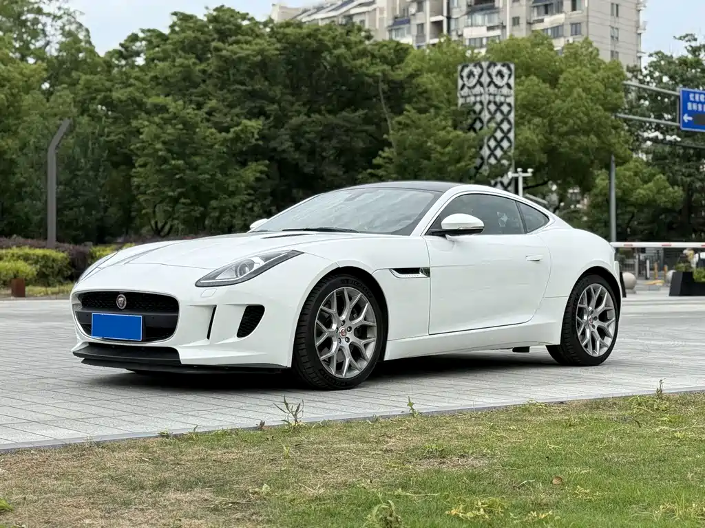Jaguar F-TYPE