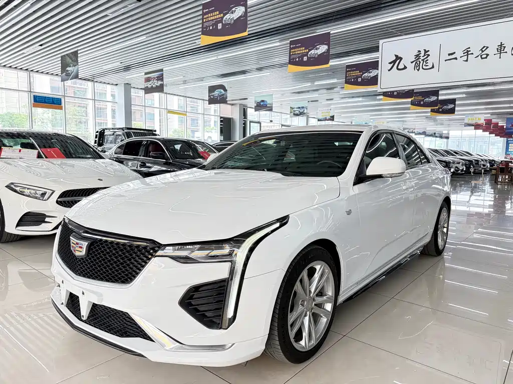 Купить Cadillac CT4