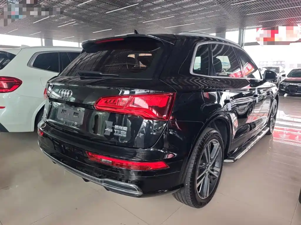 Audi Q5L — миниатюра 7