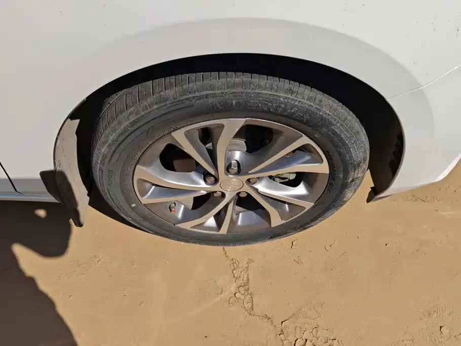 Buick Verano — миниатюра 6