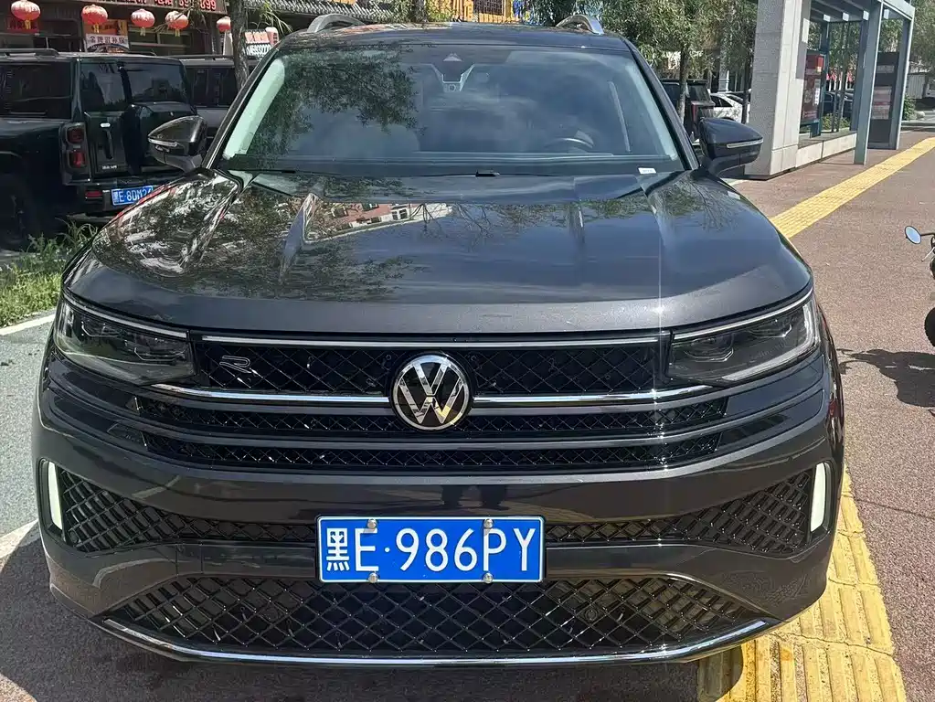 Volkswagen Tavendor 2024 380TSI R-Line