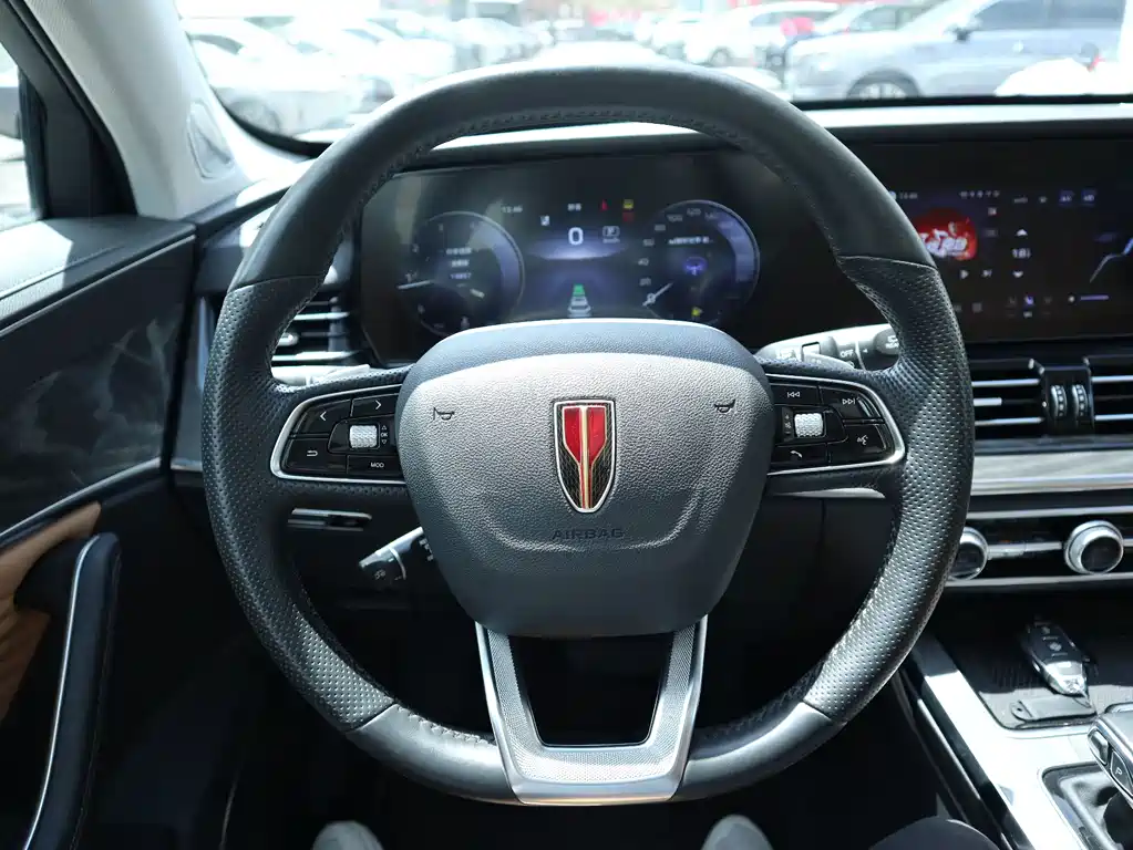Hongqi Hongqi HS5 — миниатюра 8
