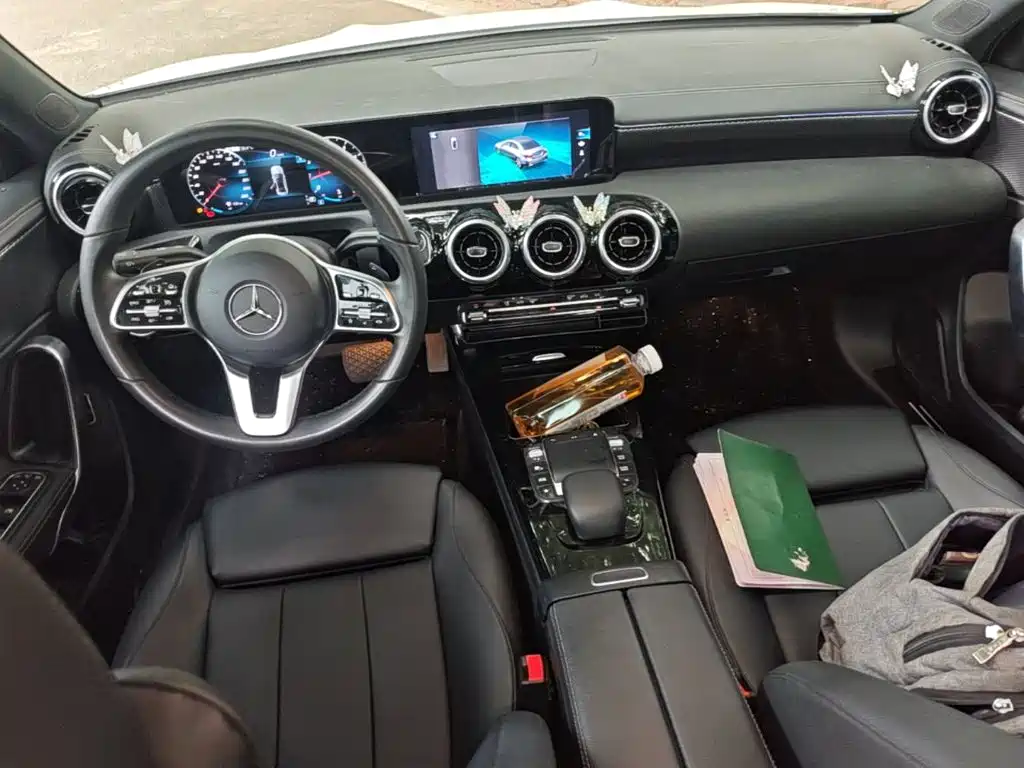 Mercedes-Benz A-Class — миниатюра 10