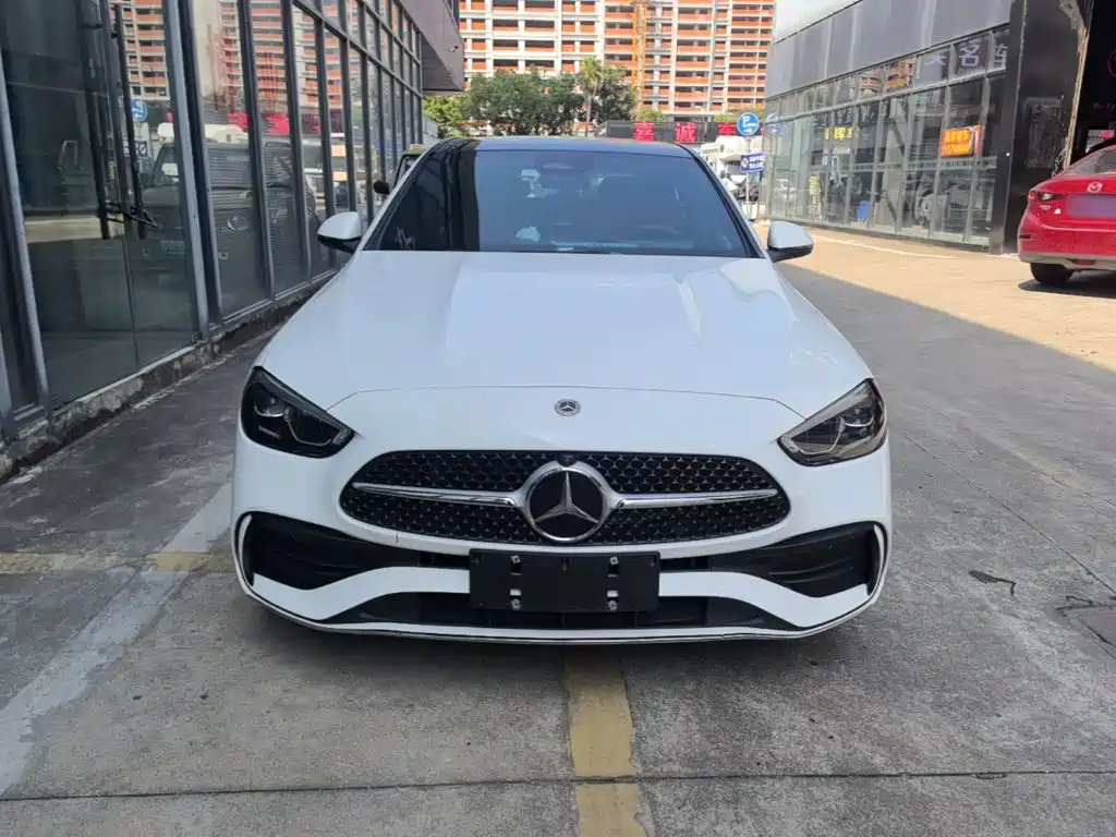 Mercedes-Benz C-Class — миниатюра 3