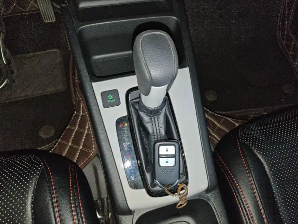 Honda Fit — миниатюра 14