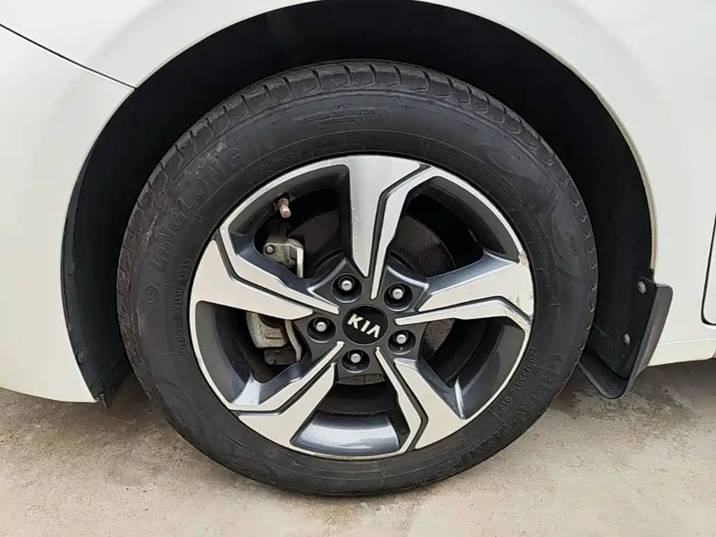Kia K3 — миниатюра 23