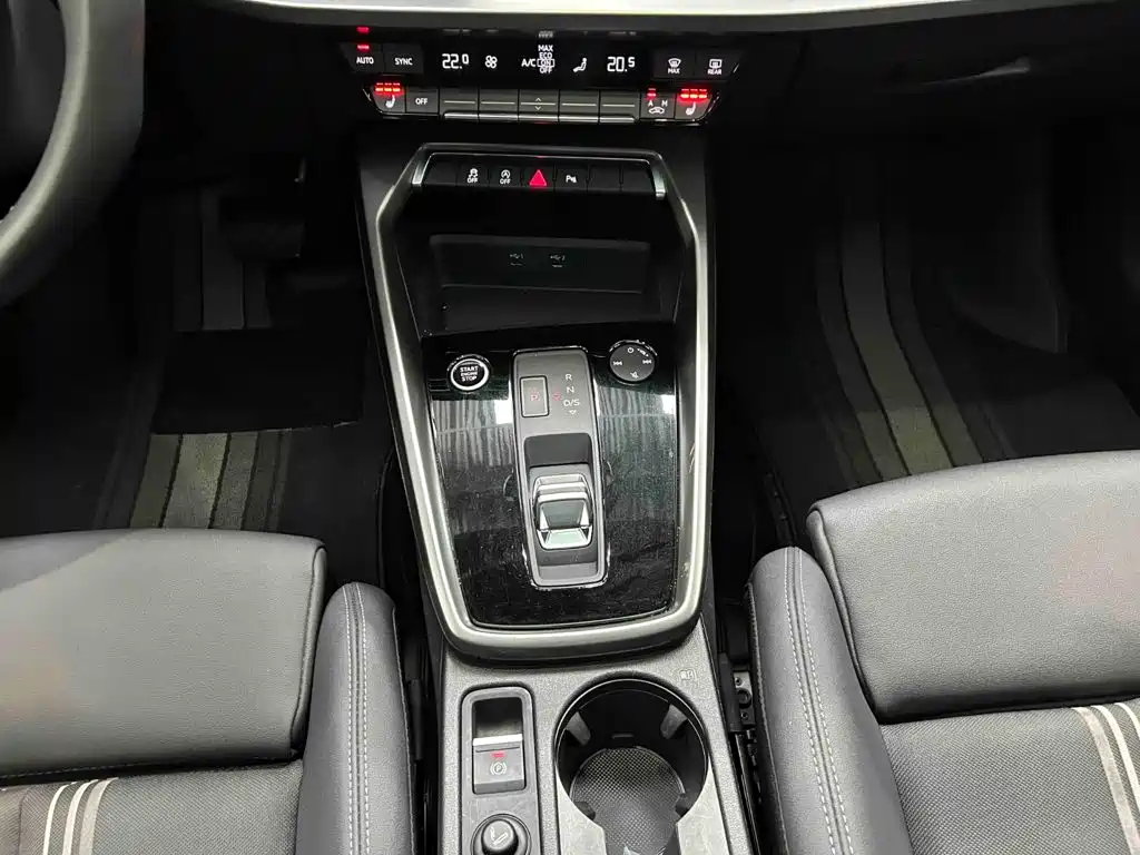 Audi A3 — миниатюра 10