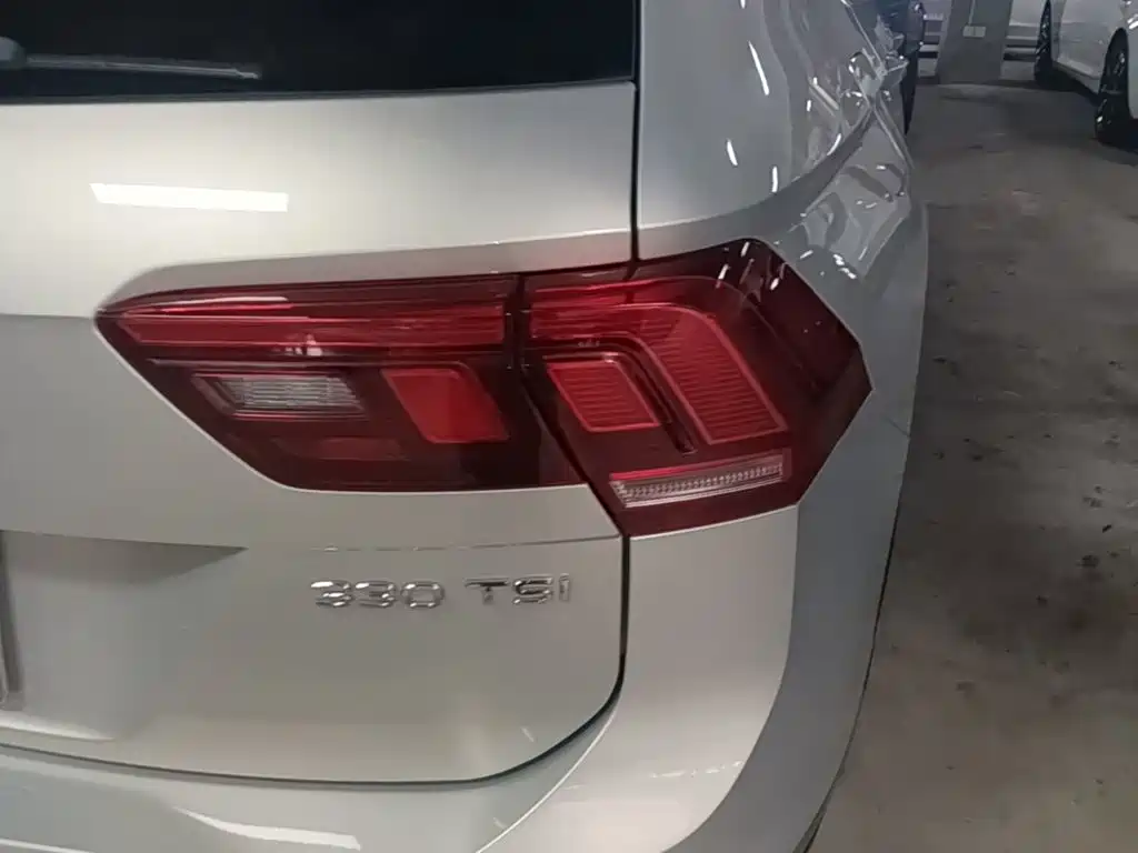 Volkswagen Tiguan L — миниатюра 8