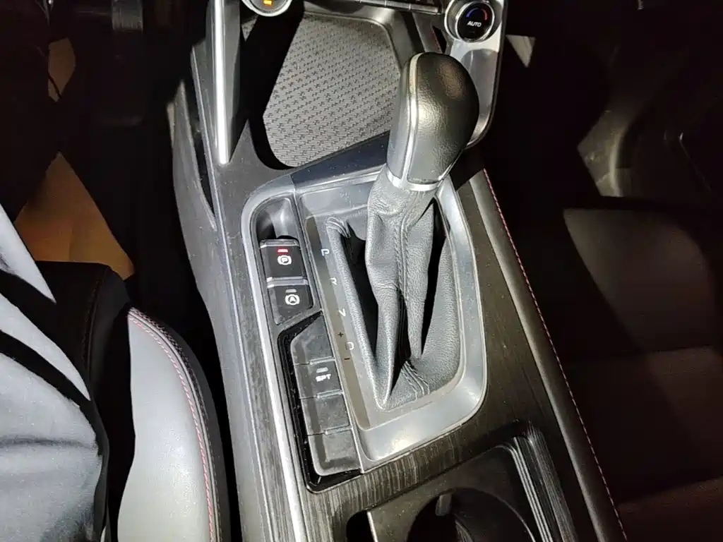Geely Binrui — миниатюра 14