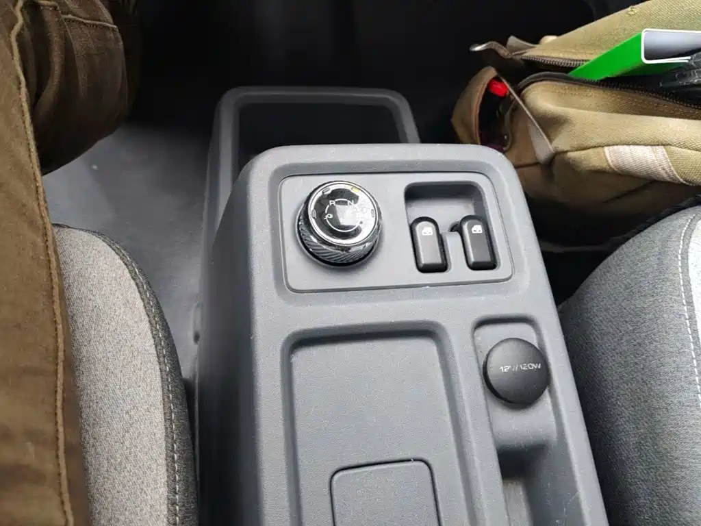 Wuling Yangguang — миниатюра 14