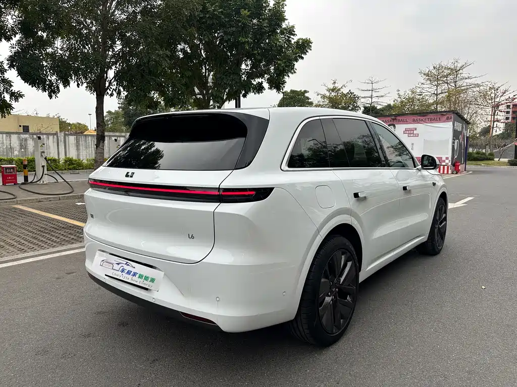 Li Auto IDEAL L6