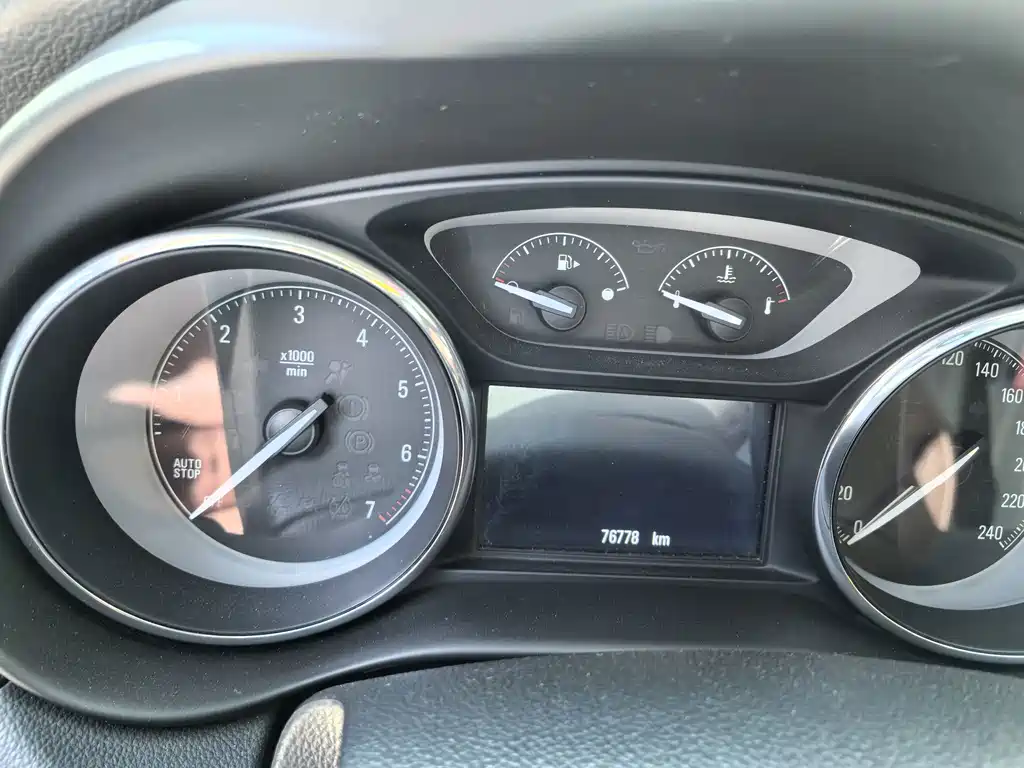 Buick Envision Plus — миниатюра 10