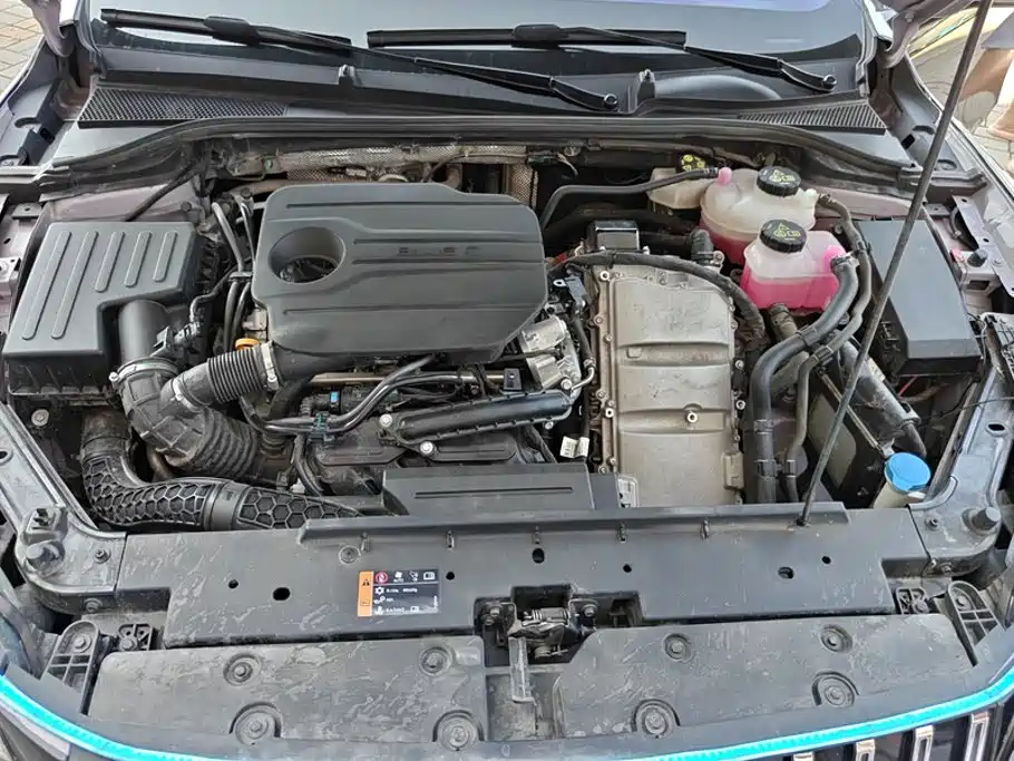 Roewe M7 DMH — миниатюра 10