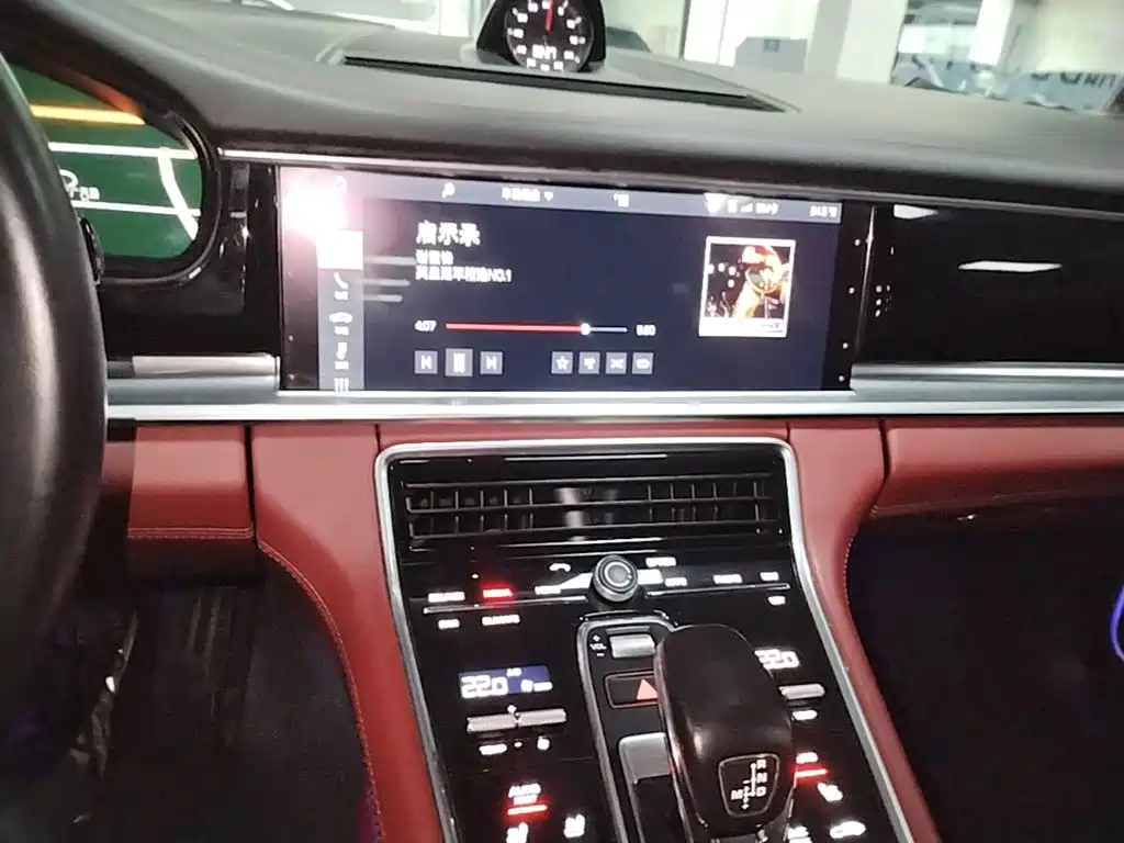 Porsche Panamera — миниатюра 13