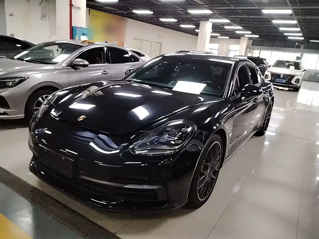 Porsche Panamera — миниатюра 2