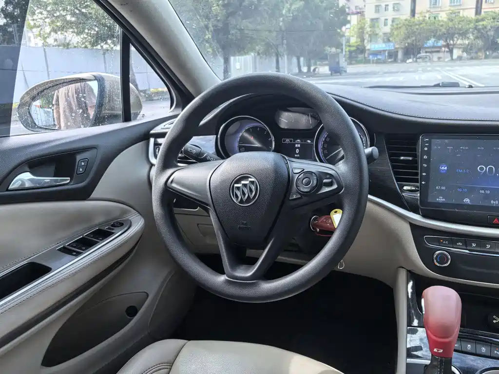 Buick Verano — миниатюра 5