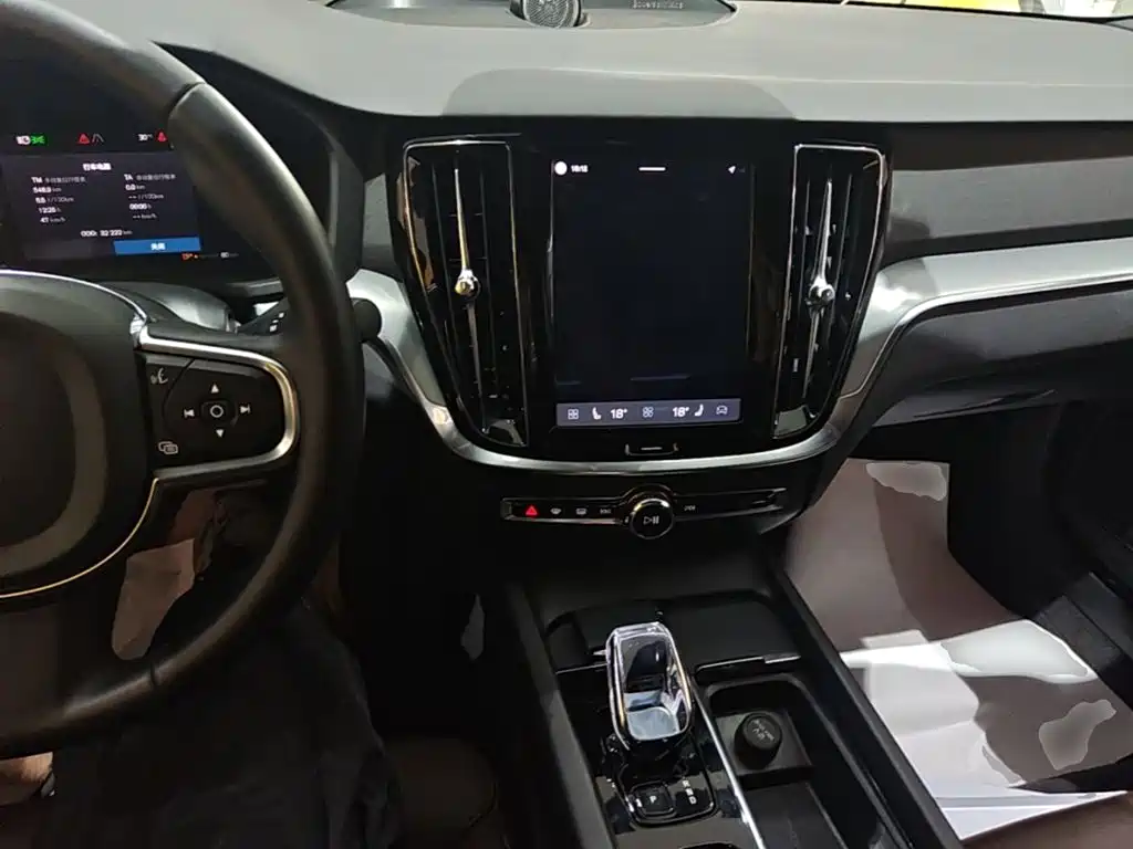 Volvo S60 — миниатюра 10
