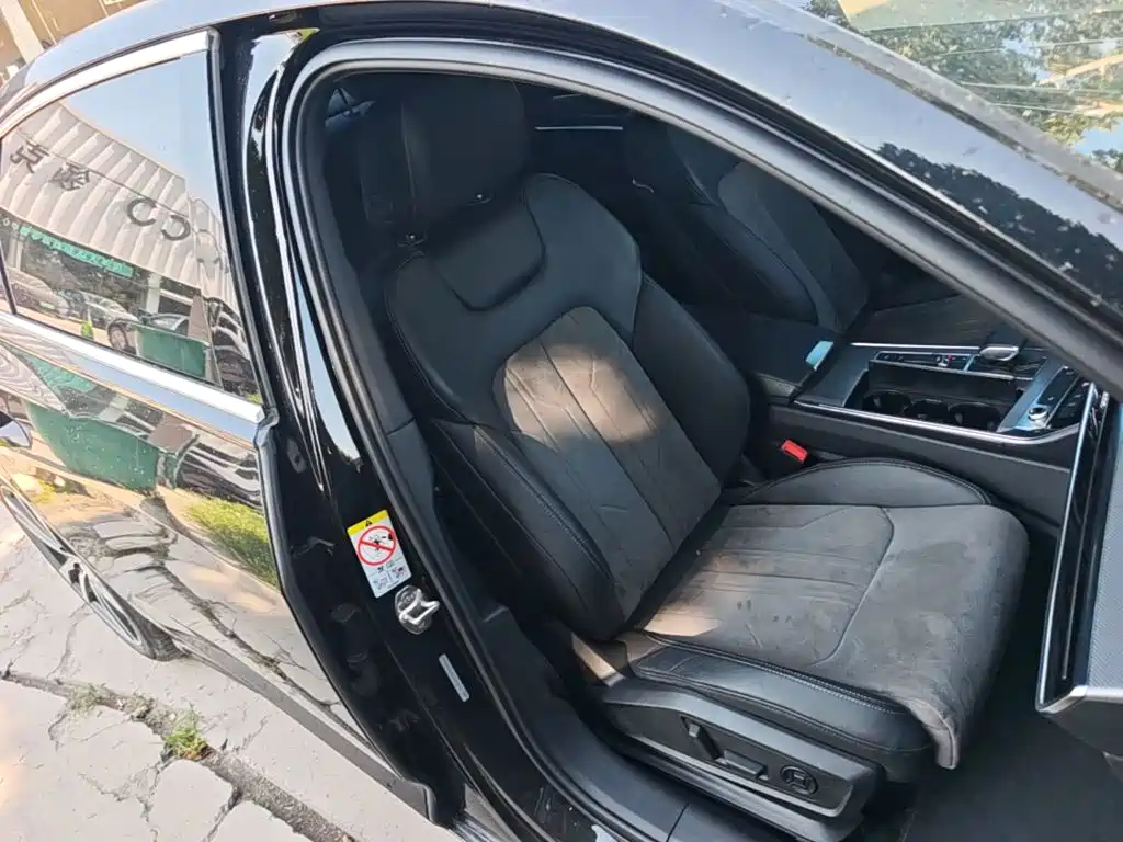 Audi A6L — миниатюра 25