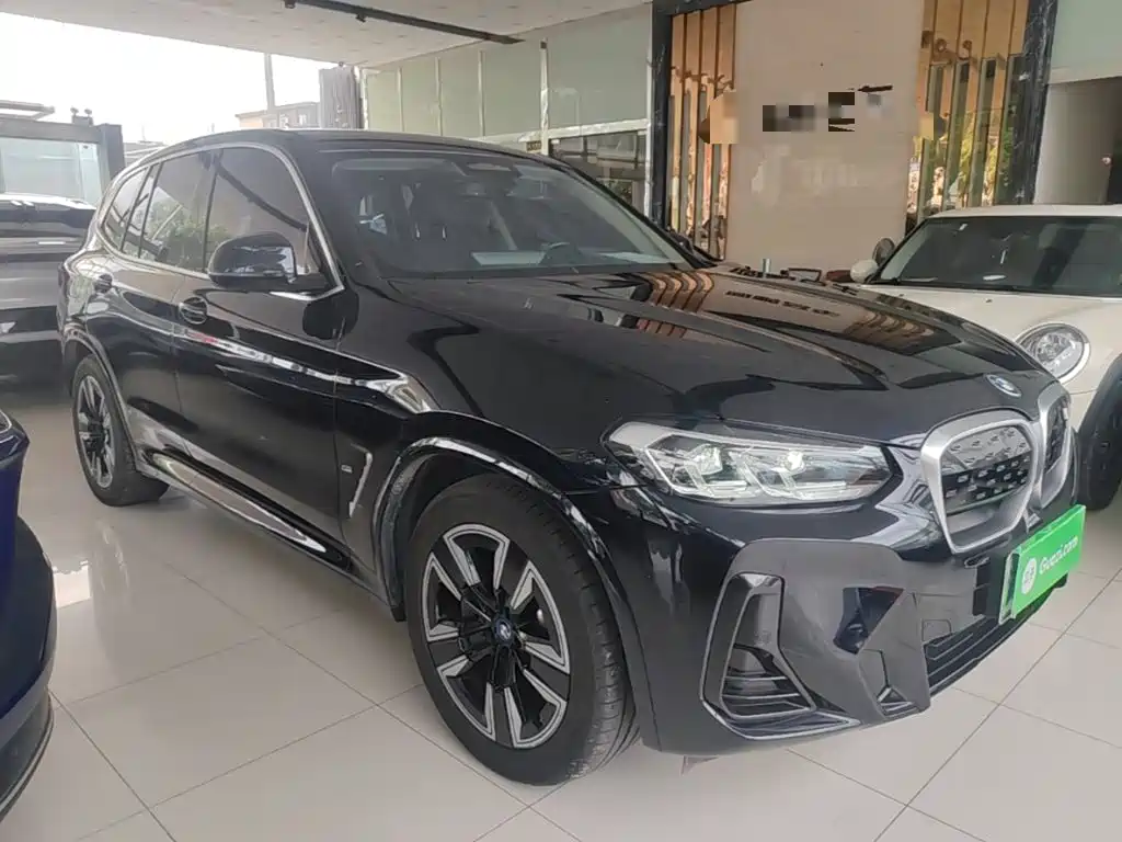 BMW iX3 — миниатюра 4
