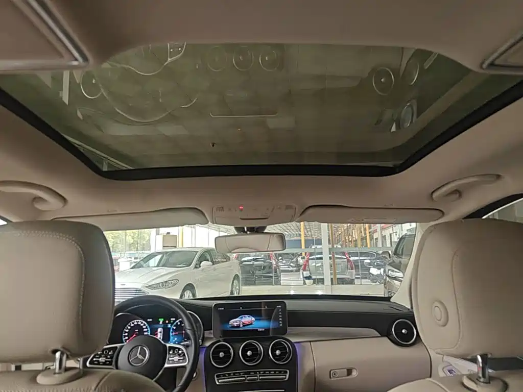 Mercedes-Benz C-Class — миниатюра 18