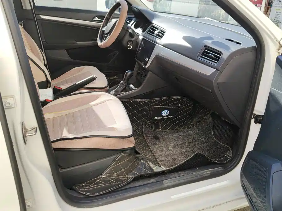 Volkswagen Lavida — миниатюра 8