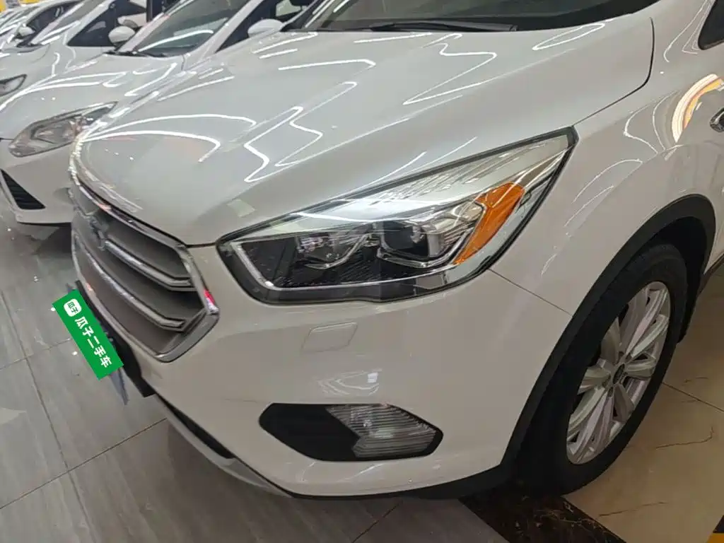 Ford Kuga — миниатюра 24