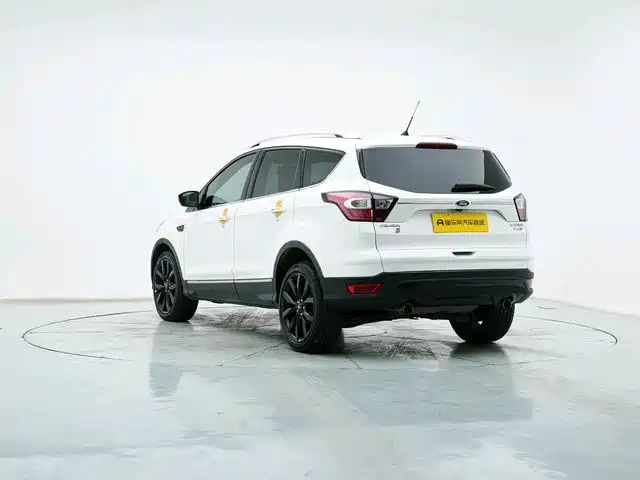 Ford Kuga — миниатюра 3