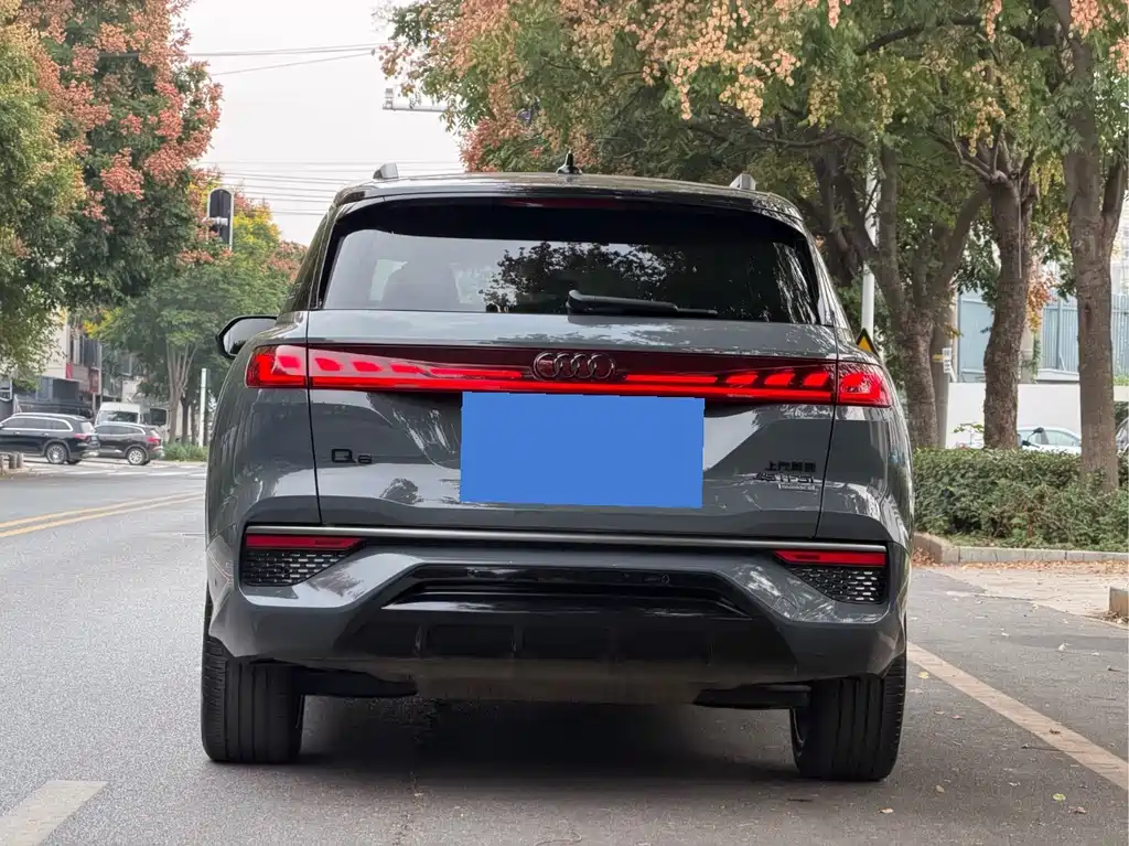 Audi Q6 — миниатюра 8