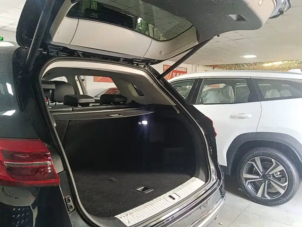 Hongqi Hongqi HS5 — миниатюра 19