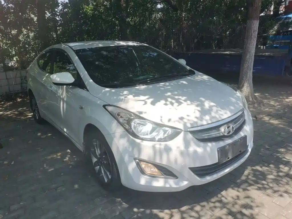 Hyundai Elantra Langdong — миниатюра 4