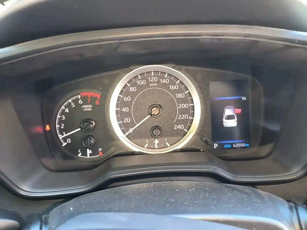 Toyota Corolla — миниатюра 12