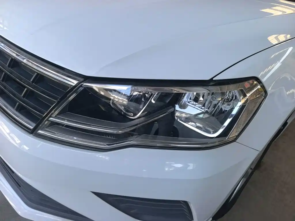 Volkswagen Jetta — миниатюра 24