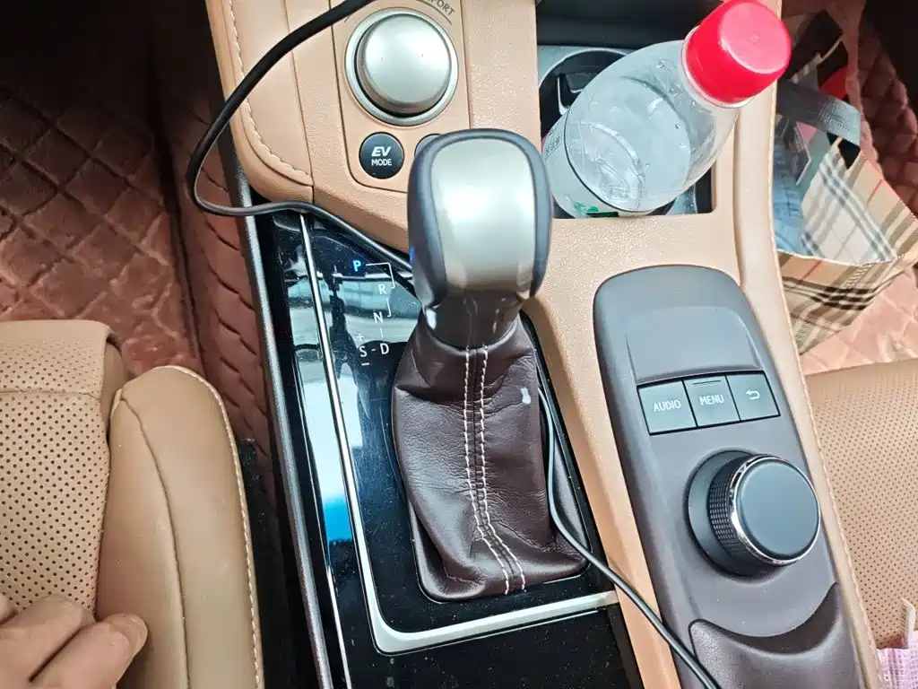 Lexus ES — миниатюра 15