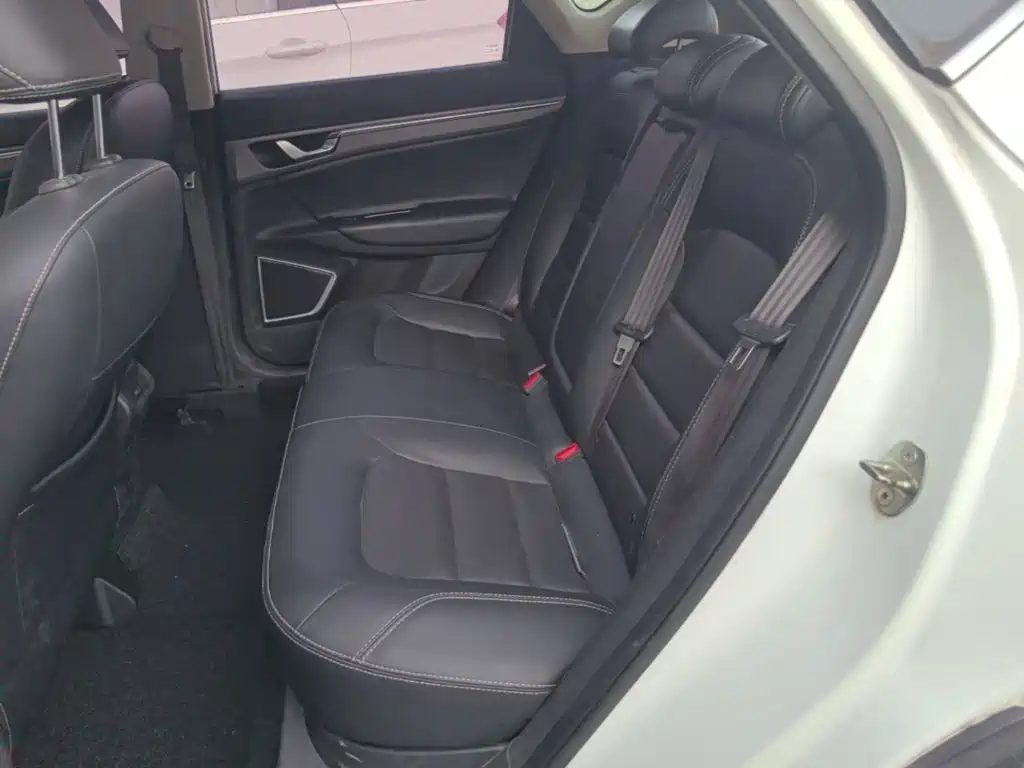 Geely Emgrand GS — миниатюра 17