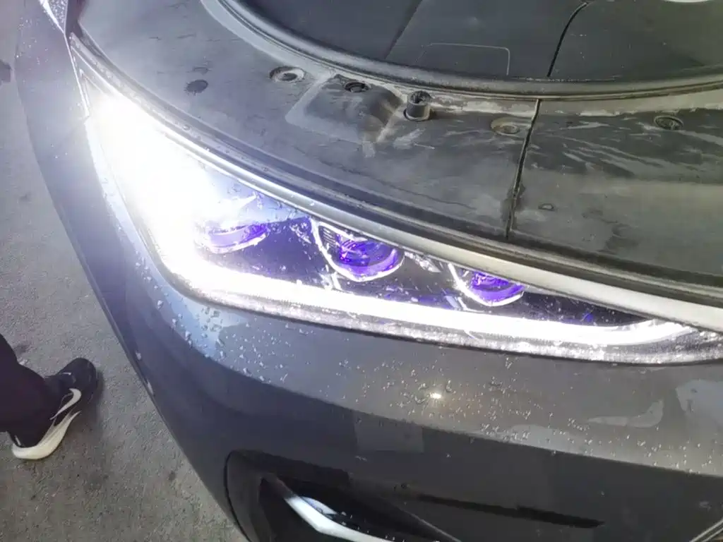 BYD Tang New Energy — миниатюра 11