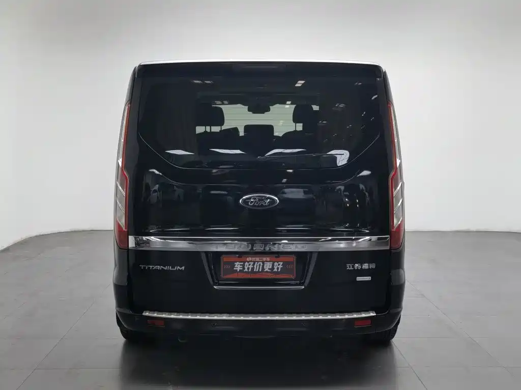 Ford Tourneo — миниатюра 4