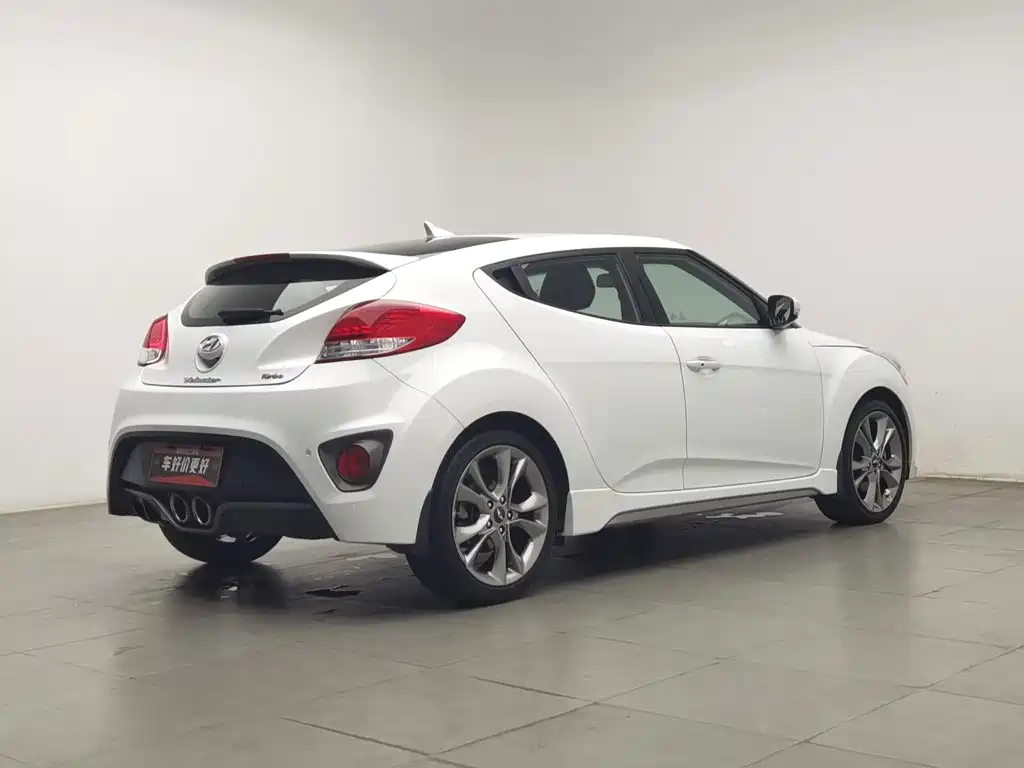Hyundai Veloster — миниатюра 2