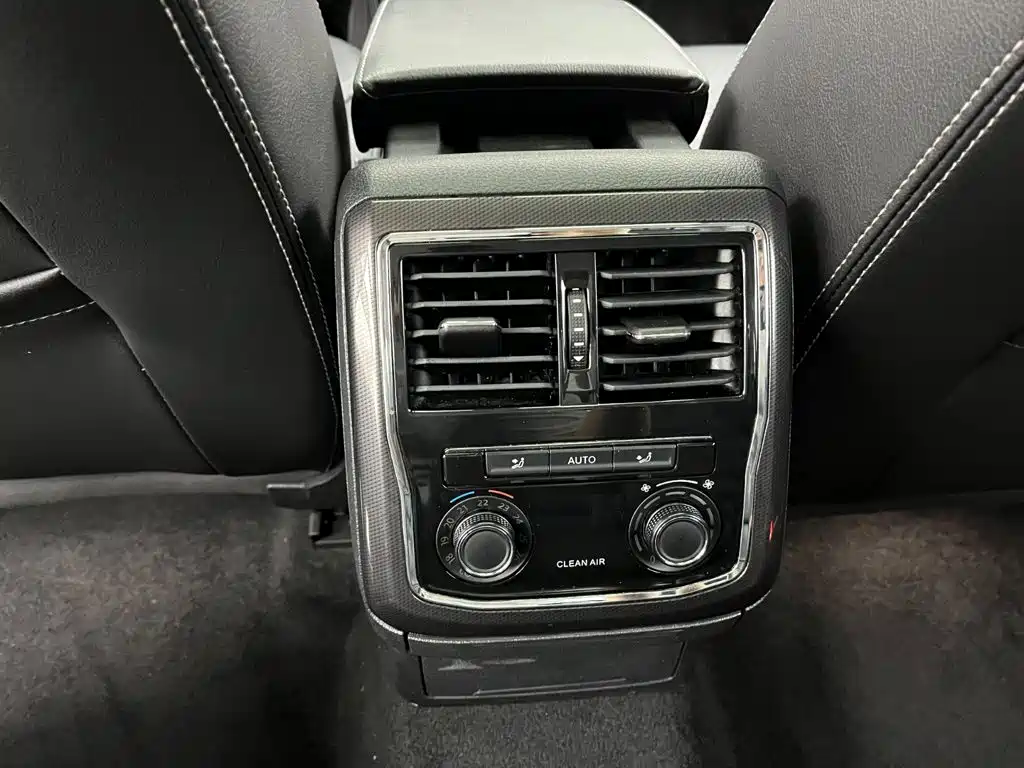 Volkswagen Passat — миниатюра 8