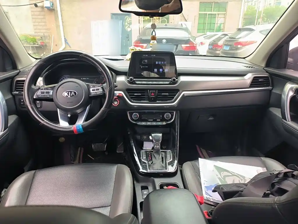 Kia Sportage — миниатюра 10