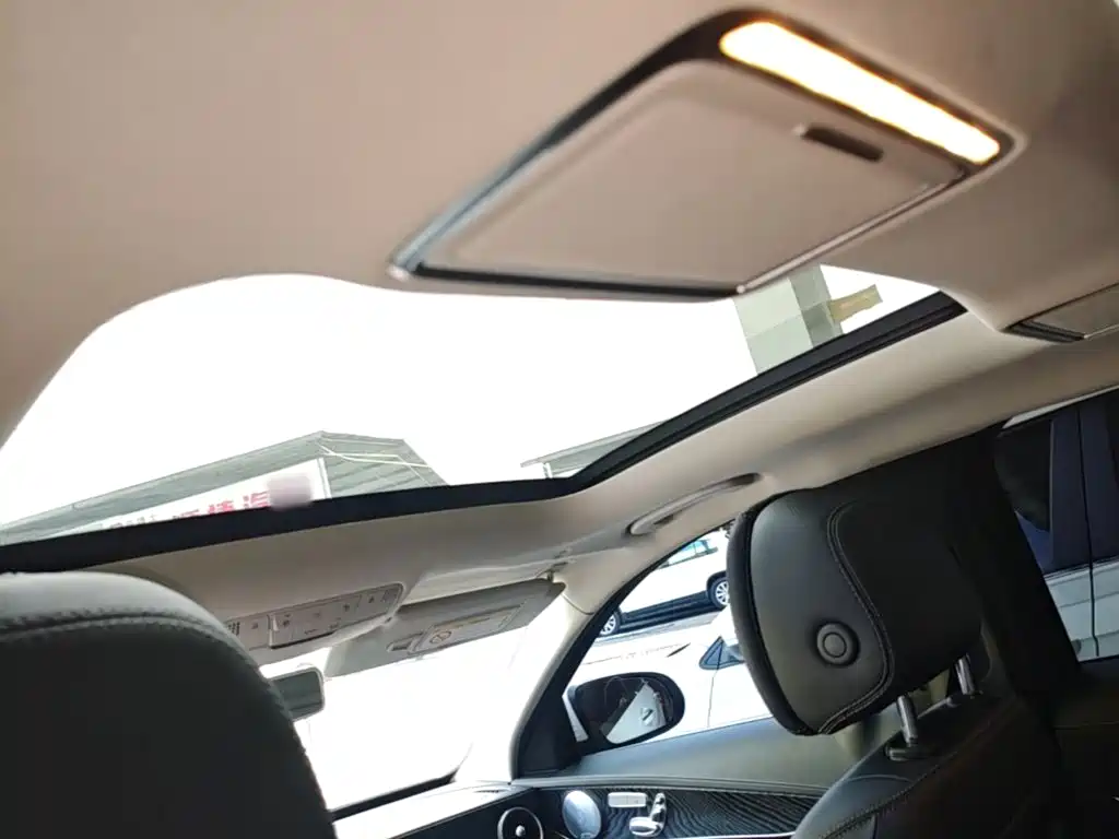 Mercedes-Benz C-Class — миниатюра 18