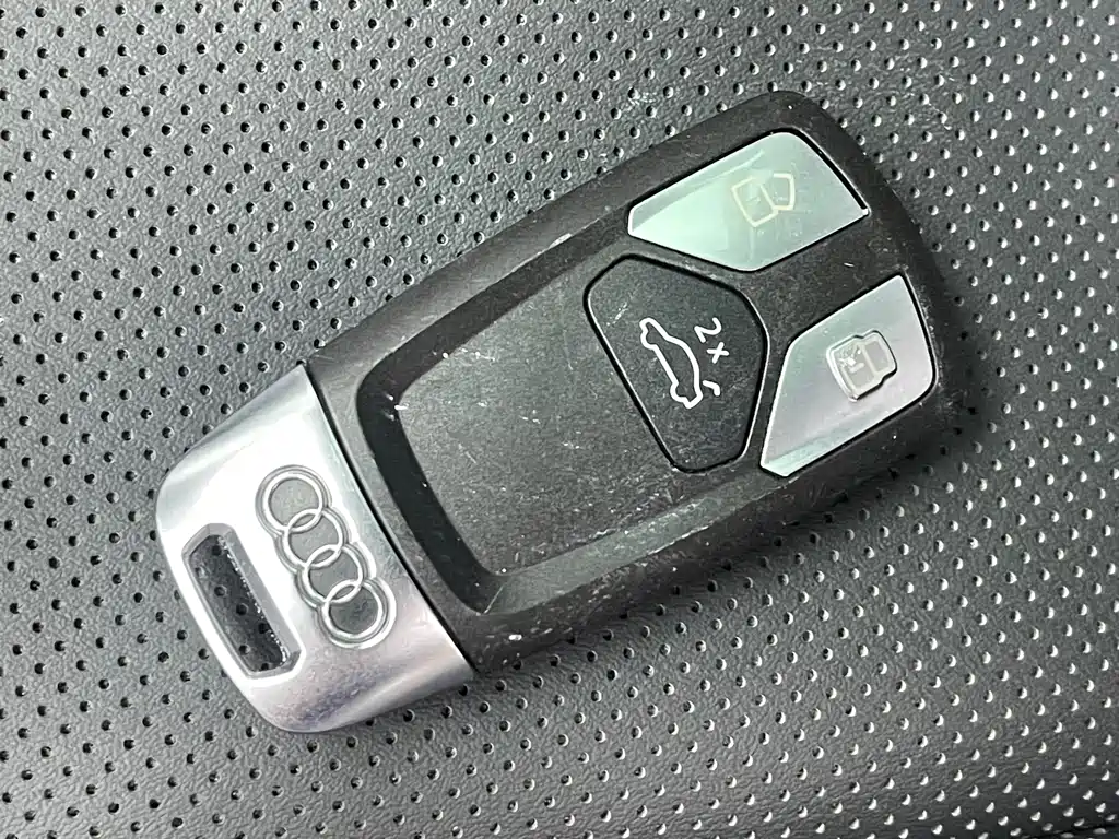 Audi A4L — миниатюра 14