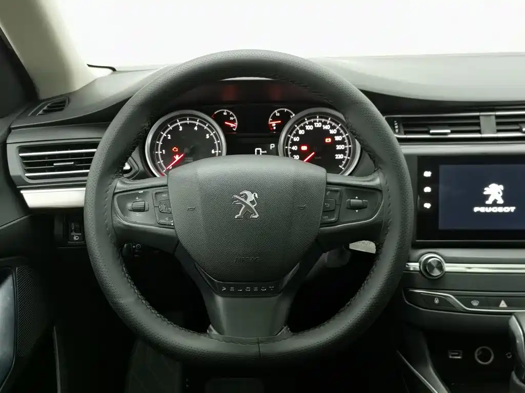 Peugeot 408 — миниатюра 11