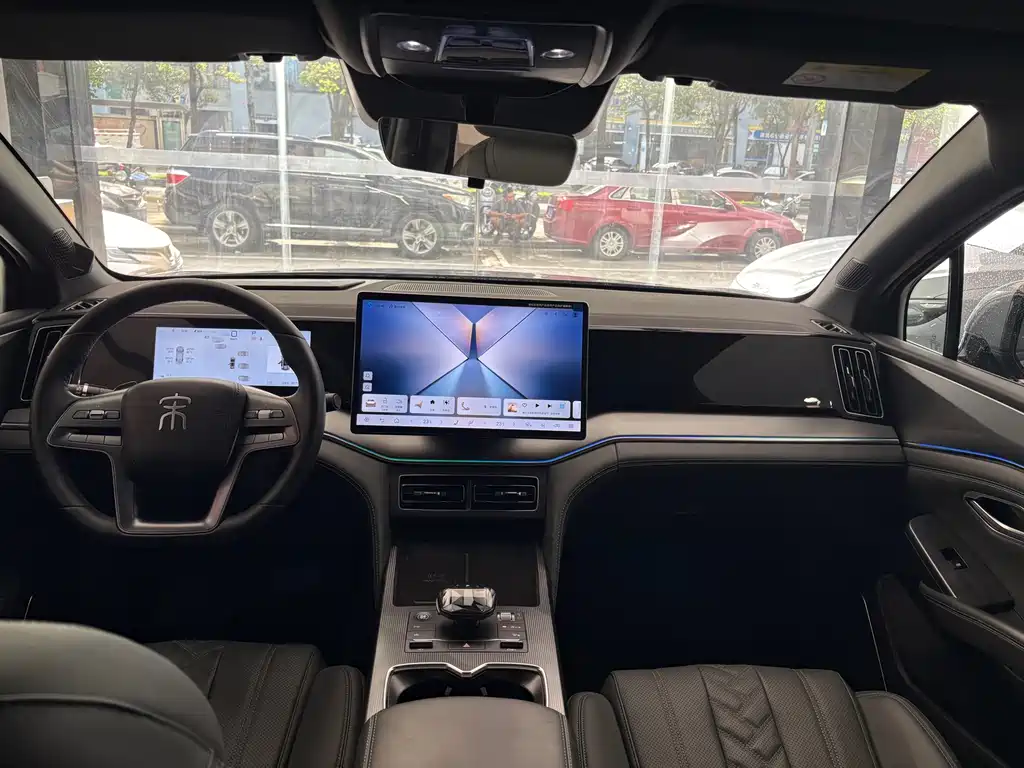 BYD L DM-i — миниатюра 6