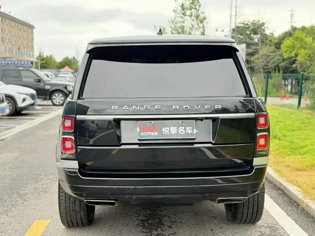 Land Rover Range Rover — миниатюра 8