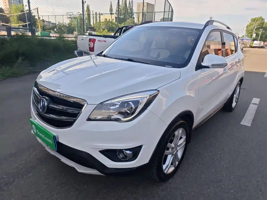 Changan CS35 фото 1