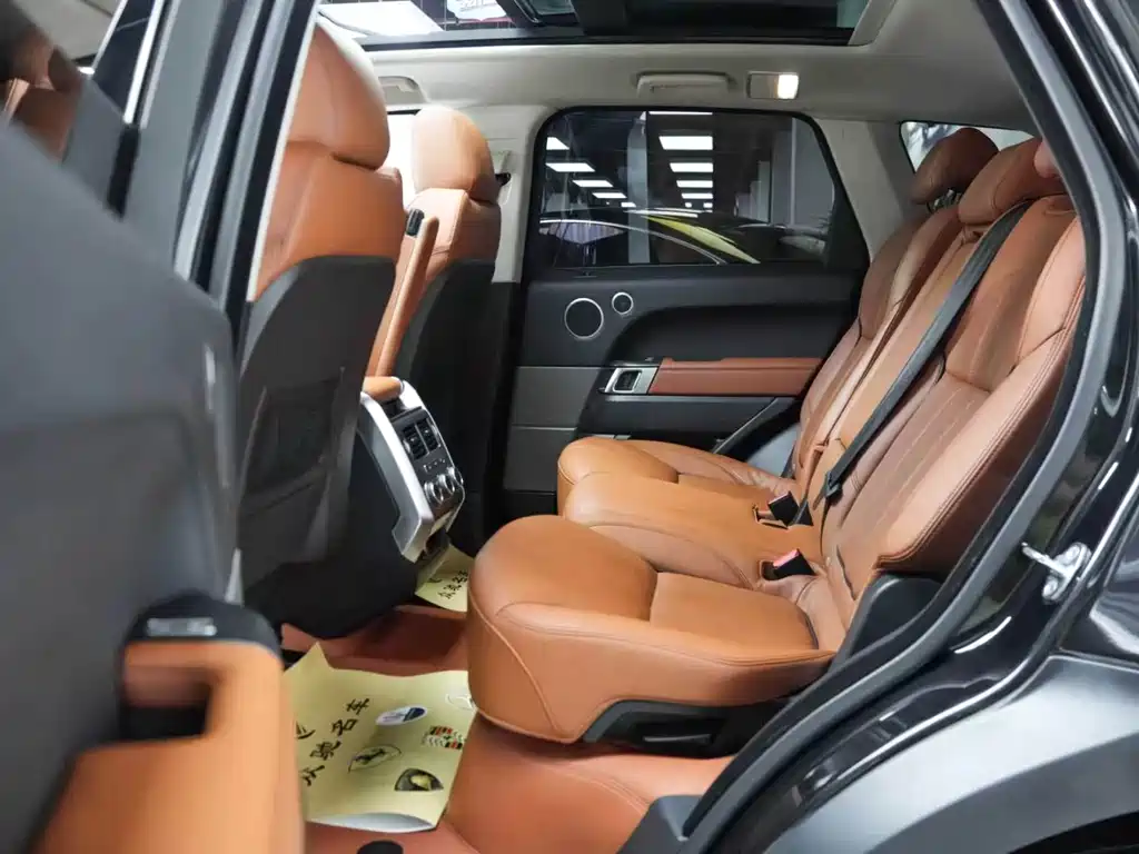Land Rover Sport — миниатюра 7