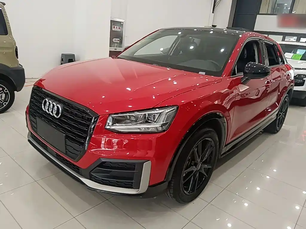 Audi Q2L