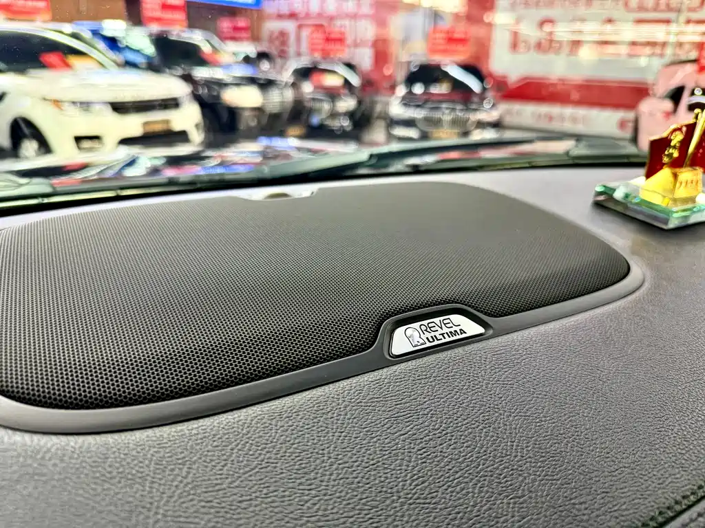 Lincoln Navigator — миниатюра 17