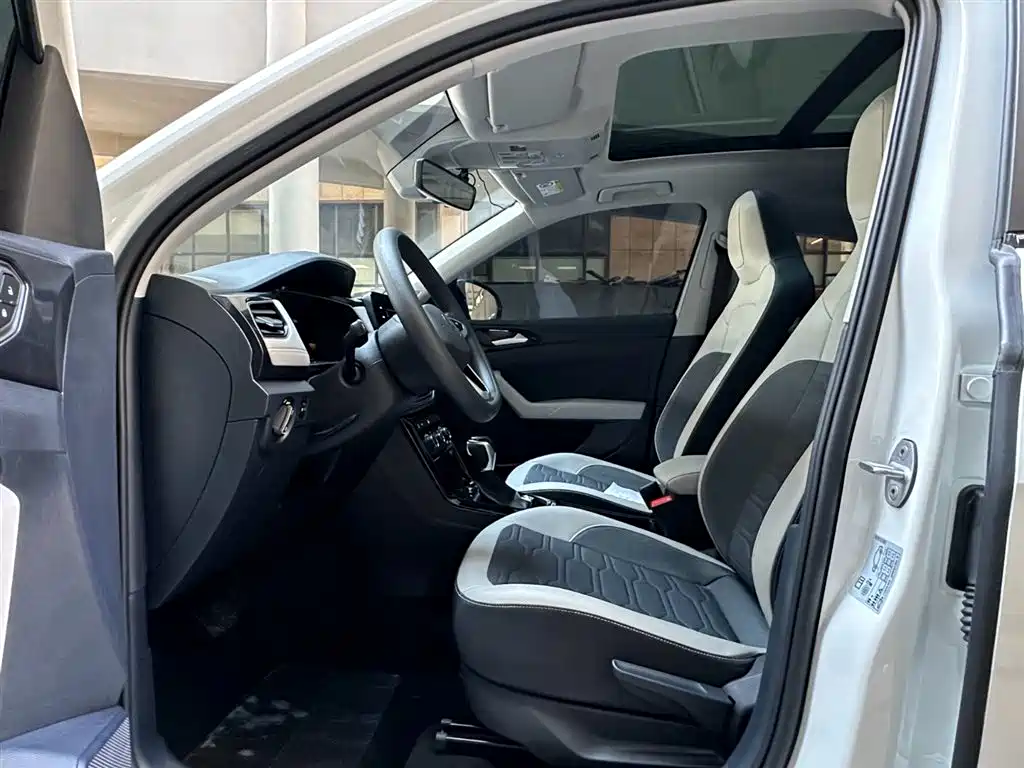 Volkswagen Tharu 2025 1.5L